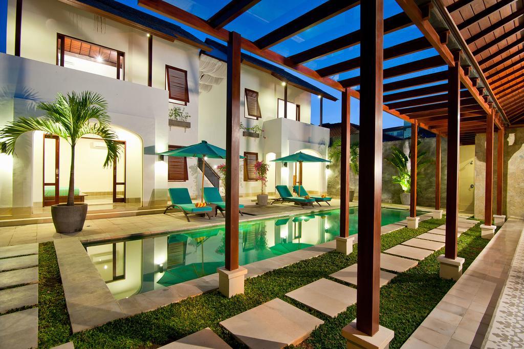 Villa Amalia Legian Exterior foto